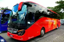 Setra 516HD 'unser roter bus' , Berlin /Hardenbergplatz im Juli 2017.