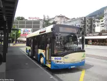 Fart Nr. 88 (Solaris Urbino 8.9) am 21.7.2017 beim Bhf. Locarno