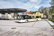 Ein MAN Lion´s City (Nr. 131) der SÜC, fährt am 10.4.2017 in die Haltestelle Coburg Bahnhof/ZOB ein.
Unterwegs war der Bus auf der Linie 4 (Theaterplatz - Ahorn - Witzmannsberg - Wohlbach - Ahorn - Theaterplatz).