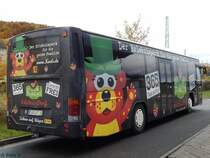 Volvo 8700 der Oppermann Transporte aus Deutschland in Sassnitz am 22.10.2016