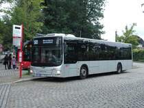 Ein MAN Lions City der VHH am Ahrensburger Bahnhof am 24.07.2017