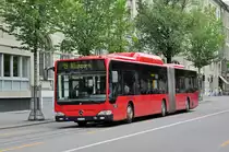 Mercedes Citaro 846, auf der Linie 19, fährt durch die Bundesgasse. Die Aufnahme stammt vom 09.06.2017.