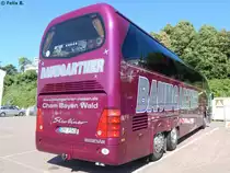 Neoplan Starliner von Baumgartner aus Deutschland im Stadthafen Sassnitz am 14.08.2015