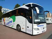 Mercedes Tourismo von Gerth Touristik aus Deutschland im Stadthafen Sassnitz am 04.10.2015