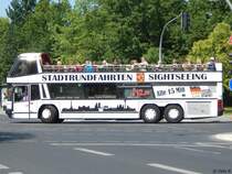 Neoplan Skyliner von Der Tempelhofer aus Deutschland in Berlin am 08.06.2016