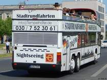 Neoplan Skyliner von Der Tempelhofer aus Deutschland in Berlin am 08.06.2016