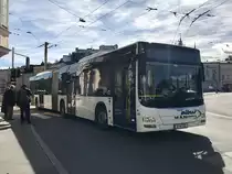 MAN Lions City Gelenkbus von Albus Salzburg am 11.10.17 in der Stadt Salzburg.