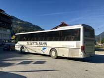 Hinter Ansicht der Setra 315 H beim Bahnhof Fügen am 11.10.17.