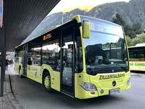 MB C2 der Zillertalbahn am 11.10.17 beim Bahnhof von Mayrhofen.