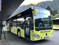 MB C2 der Zillertalbahn am 11.10.17 beim Bahnhof von Mayrhofen.