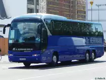 Neoplan Tourliner von Dr. Herrmann aus Deutschland in Berlin am 08.06.2016