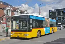 Mercedes Ciatro der Post, auf der Linie 103, wartet an der Endstation beim Bahnhof Interlaken Ost. Die Aufnahme stammt vom 06.10.2017.