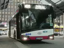 Ein Solaris Urbino 12 der 4. Generation von NEW' Viersen mit der Wagennummer 26 am Mönchengladbacher Hauptbahnhof | November 2016