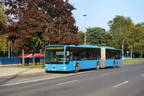 Kroatien / Bus Zagreb / Autobus Zagreb / Zagrebački Električni Tramvaj (ZET): Mercedes-Benz Citaro Facelift G - Wagen 205, aufgenommen im Oktober 2017 an der Haltestelle  Središće  im Stadtgebiet von Zagreb.