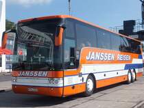 Van Hool T917 von Janssen aus Deutschland im Stadthafen Sassnitz am 06.07.2014