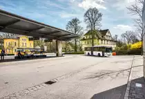 Ein IVECO Crossway von DB-Frankenbus erreich am 10.4.2017 die Haltestelle Coburg Bahnhof/ZOB.
Unterwegs war der Bus auf der Kfl. 8319 als Kurs 058 (Lichtenfels Bahnhof - Untersiemau Coburger Straße - Meschenbach Gh. Bräustüble - Creidlitz Bahnhof - Coburg Bahnhof/ZOB - Coburg Hindenburgstr./Post).