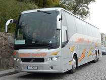 Vovlo 9700 von Schmidt-Salzgitter aus Deutschland im Stadthafen Sassnitz am 25.10.2014