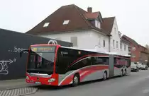 Stretch Bus der Fa. Hummert in Betrieb für die VOS: 
Mercedes Benz O 530 GL Capa City am 7.11.2017 an der Bushaltestelle in Hasbergen, Tecklenburger Straße.