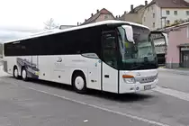 Setra 417 UL von Schielein-Reisen aus Nürnberg an der Bootsanlegestelle in Passau 11.11.2017