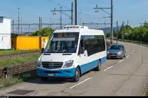 VBZ Sprinter 65 als RBL Personalshuttle am 24. April 2017 kurz vor dem Ziel beim Hauptdienstgebäude West.