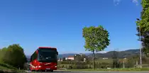 Das Schloss Stainz liegt erhaben über der Schilcherheimat.
Stainz beheimatet auch eine der Außenstellen des Busbetriebes der GKB. 
Auf dem Weg nach Graz konnte ich im April 2017 diese Aufnahme machen.  
