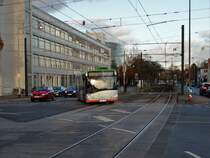 ÜSTRA Hannoversche Verkehrsbetriebe Solaris Urbino 12 am 17.11.17 auf der Linie 631 in Hannover