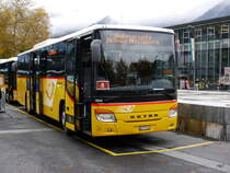 Postauto - Bahnersatz bei der ZB von Interlaken nach Brienz durch Postauto mit einem Setra S 415 H  BE  171453 am 30.10.2017