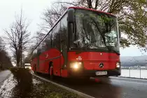 Mercedes-Benz O 550 Integro L von Postbus (noch in Bahnbus-Lackierung) als VVT-Linie 4123 auf der Kranebitter Allee in Innsbruck. Aufgenommen 13.11.2017