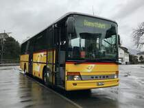 Setra 315 UL auf dem Bahnhofplatz Stans am 25.11.17.
