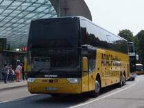Van Hool TX21 Postbus/Stambula Bustouristik aus Deutschland in Hamburg am 29.07.2014