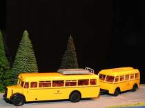 BREKINA MAN-POSTBUS MIT ANHÄNGER
BREKINA MAN MKN 630 Postbus mit ORION-Personenanhänger im 1:87-Maßstab-
Sammleredition der DEUTSCHE POST AG...am 2.12.2017