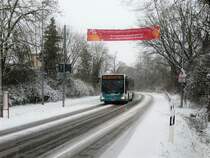 Stadtverkehr Maintal Mercedes Benz Citaro 1 Facelift am 10.12.17 im Schnee in Hochstadt