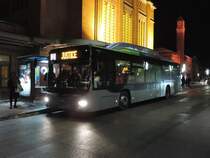 Belfort - 09.12.17 : LPG getriebene Lion's City Nr 32 auf der Linie 2 vor dem Bahnhof.