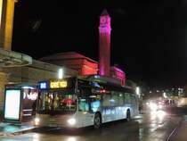 Belfort - 09.12.17 : LPG getriebene Lion's City Nr 43 auf der Linie 3 vor dem Bahnhof.