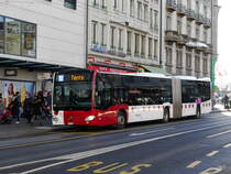 tpf - Mercedes Citaro Nr.558  FR 300414 unterwegs in der Stadt Freiburg am 07.12.2017