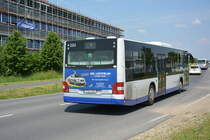 Am 04.06.2016 fährt P-AV 584 für die ILA 2016 auf der Shuttle Linie  L . Aufgenommen wurde ein MAN Lion's City.
