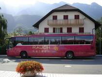 Setra S 415 GT des S�dtiroler Reiseunternehmens Rauch Reisen, aufgenommen im Septmeber 2008 am Kalterer See. Rauch Reisen f�hrt hier Liniendienste im Auftrag des SAD (See- und Wanderbus Kaltern/Eppan).