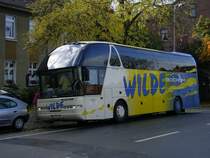 Neoplan,N516SHD des Busunternehmens Wilde,in Bochum-Weitmar,
Stenstrasse.(01.10.2008) 