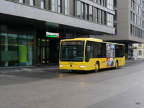 AutoBus AG Liestal - Mercedes Citaro Nr.72  BL 7854 bei den Bushaltestellen vor dem Bahnhof in Liestal am 23.12.2017