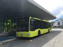 Mercedes-Benz O530 II LE Ü von PostAuto Liechtestein Anstalt beim 2010 eröffneten Bushof in Schaan.