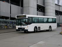 Salot Natale - NAW  Nr.28  ZH 106384 Unterwegs vor dem Flughafen Kloten am 23.12.2017