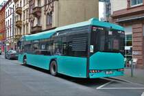 VGF/ICB Solaris Urbino 12 Wagen 220 am 13.01.18 in Frankfurt Hauptbahnhof Südseite