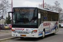 . HU 3007, Setra S 415 UL von Busreisen Huberty gesehen am Bahnhof von Petingen.  08.01.2018