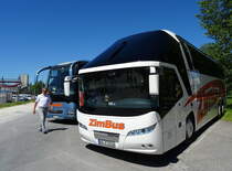 Neoplan Starliner Zimbus. 

Plus de photos sur : https://www.facebook.com/AutocarsenSuisse/ 