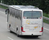 Setra 415 GT HD Frank Buck, en direction de Bâle.  

Plus de photos sur : https://www.facebook.com/AutocarsenSuisse/ 
