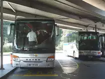 Setra 415 GT HD Frettetal, aire de repos de Pratteln.  

Plus de photos sur : https://www.facebook.com/AutocarsenSuisse/ 