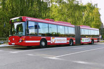 Stockholms Lokaltrafik -SL mit einem Scania Omnilink '2522' (XCM 329) auf der Linie 401 Älta in Stockholm -Södermalm im August 2017.