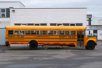 International 3800 T444E als Partybus mietbar, abgestellt in Weiden. 28.01.2018