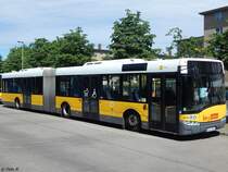 Solaris Urbino 18 der BVG in Berlin am 10.06.2016