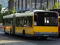 Solaris Urbino 18 der BVG in Berlin am 10.06.2016